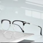 eyewear glasses